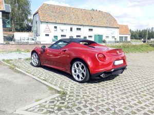 Alfa Romeo 4C Spider 2