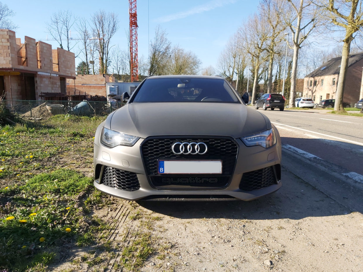 Audi A6 Avant Quattro - 1