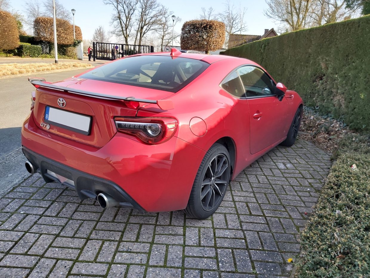 Toyota GT86 red - 2