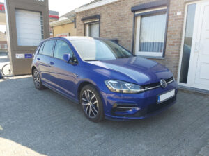 Volkswagen Golf R-Line - 1